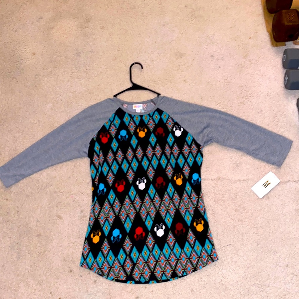 Long-Sleeved Shirts 🖤